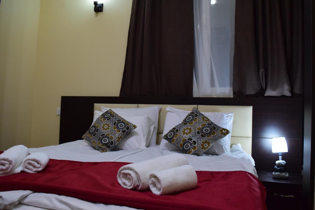 Hotel White Neptun Georgia Tbilisi Buitenkant foto