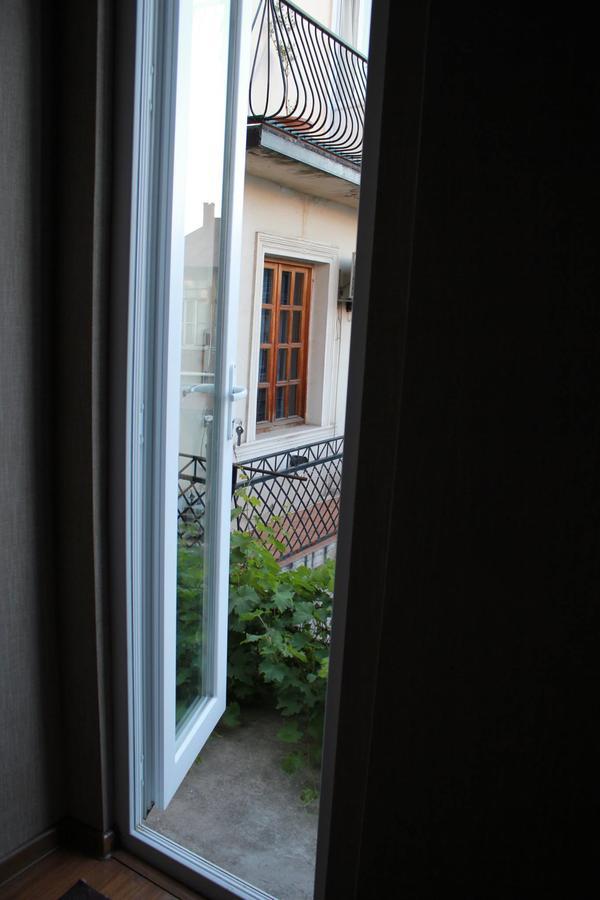 Hotel White Neptun Georgia Tbilisi Buitenkant foto