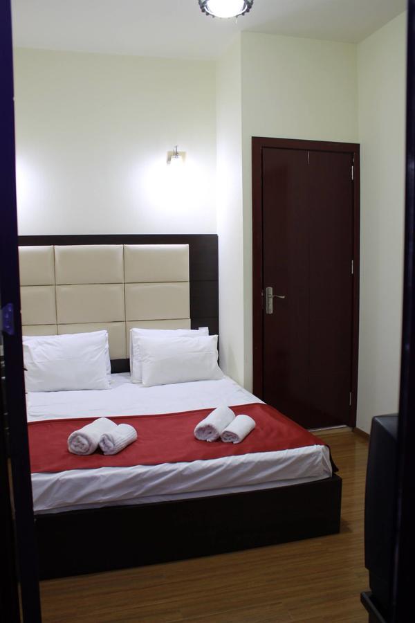Hotel White Neptun Georgia Tbilisi Buitenkant foto