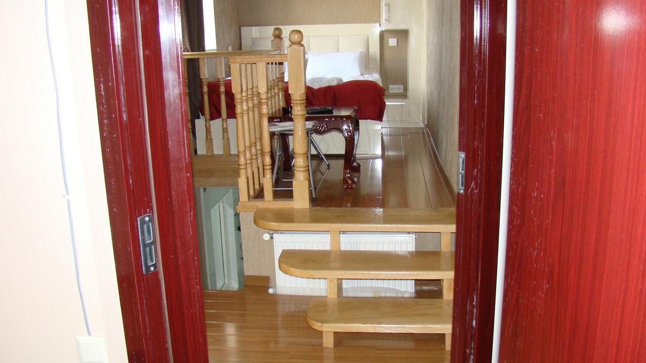 Hotel White Neptun Georgia Tbilisi Buitenkant foto